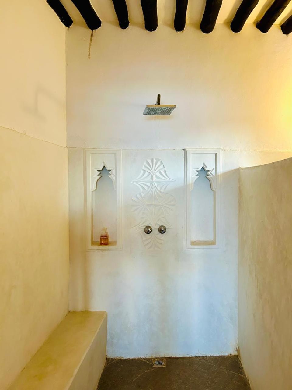 Bed and breakfast Shela Bahari Extérieur photo