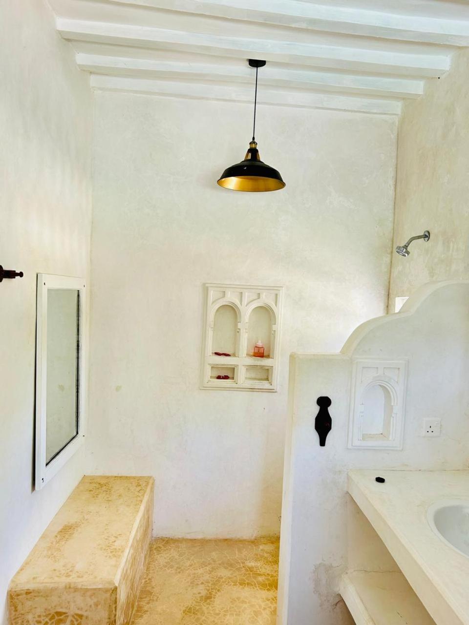 Bed and breakfast Shela Bahari Extérieur photo